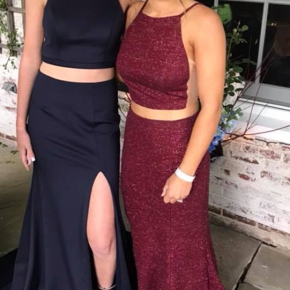 Two-Piece Prom Dress!! - Picture 4 of 5
